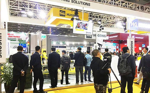 上海东方传媒第一财经拍摄28圈意大利CEA展位