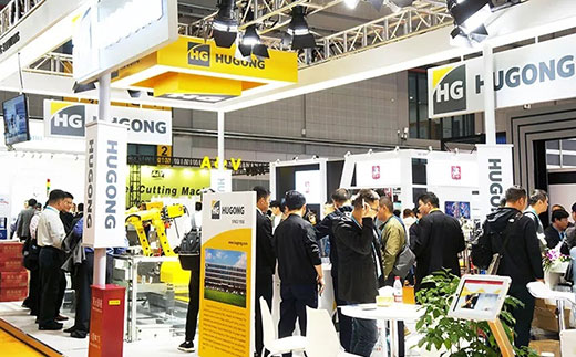 第二届进博会28圈意大利CEA展位智能焊接与切割云平台受到极大关注