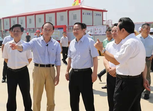 江西省省长易炼红莅临上；；28圈南昌项目建设现场调研